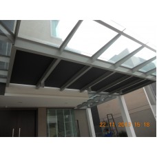Features Screen - Residence 6